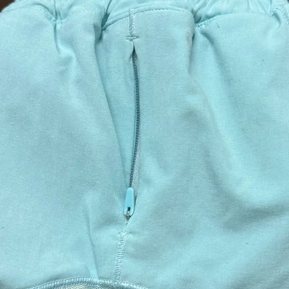 Lululemon Hotty Hot Low Rise Short - Picture 7 of 10